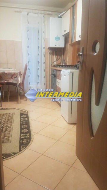 apartament-cu-3-camere-decomandat-in-cetate-zona-piata-alba-iulia-etaj-intermediar-5