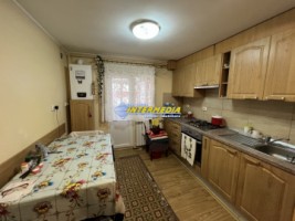 apartament-2-camere-decomandat-de-vanzare-in-alba-iulia-zona-cetate-etaj-3-mobilat-complet-3