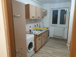 apartament-cu-4-camere-de-vanzare-in-cetate-etaj-1-zona-bulevard-1