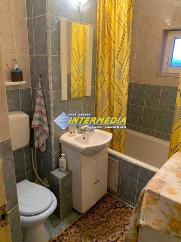 apartament-2-camere-decomandat-de-vanzare-in-alba-iulia-zona-closca-bloc-izolat-etaj-intermediar-7