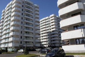 apartament-decomandat-cu-2-camere-de-vanzare-in-copou-pe-mijloc-cartier-rezidential-3