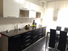 inchiriez-apartament-cu-2-camere-central-4