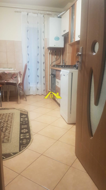 apartament-cu-3-camere-decomandate-cetate-1