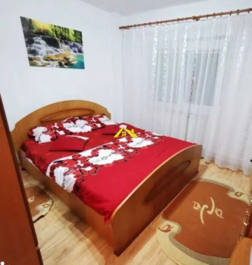 apartament-cu-3-camere-decomandate-cetate-2