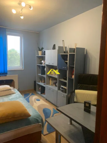apartament-cu-3-camere-decomandate-centru-1