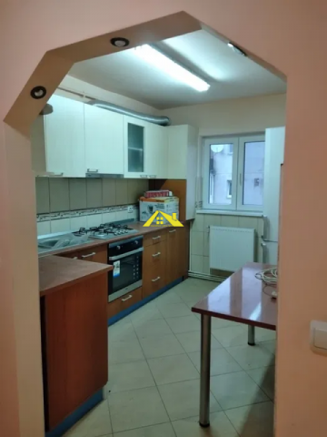 apartament-cu-3-camere-cetate
