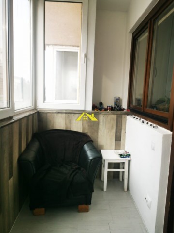 garsoniera-suprafata-mare-in-cetate-3