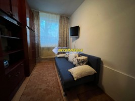 apartament-2-camere-decomandat-de-vanzare-zona-cetate-bulevard-2