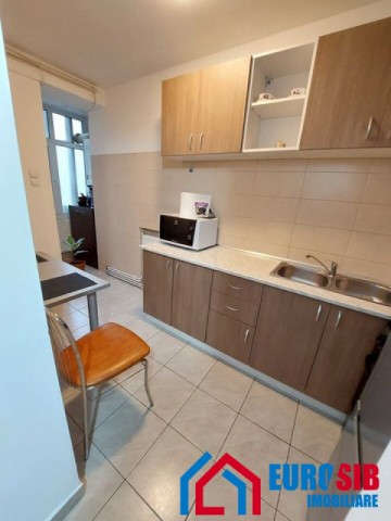 apartament-cu-2-camere-decomandate-in-sibiu-zona-strand-etaj-1-3