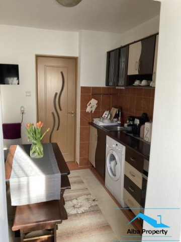 apartament-2-camere-decomandat-zona-cetate