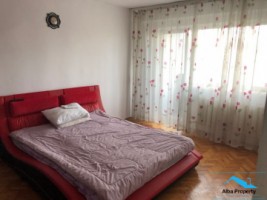 apartament-3-camere-decomandat-zona-cetate-2