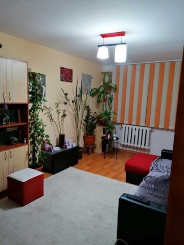 apartament-2-camere-zona-capat-1-1