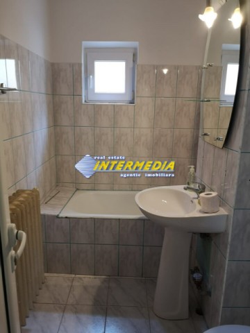 apartament-3-camere-de-inchiriat-cetate-etaj-1-12