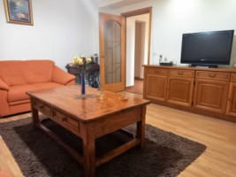 apartament-3-camere-zona-stejari-biserica-sf-ioan-1