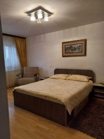 apartament-3-camere-zona-scoala-11-3