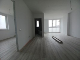 apartament-2-camere-de-vanzare-in-iasi-cartier-visoianu-baie-cu-geam-1