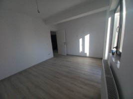 apartament-de-vanzare-in-iasi-lunca-cetatuii-1-camera-decomandat-baie-cu-geam-5