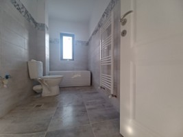 apartament-1-camera-de-vanzare-in-iasi-decomandat-la-900-m-in-spate-la-hanul-visoianu-1