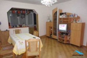 apartament-3-camere-renovat-etaj-01-zona-cetate