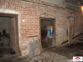 casa-cu-teren-1147-mp-centru-id-22371-3