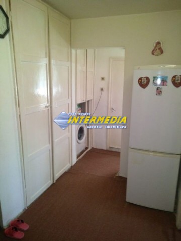 apartament-2-camere-decomandat-zona-tolstoi-2