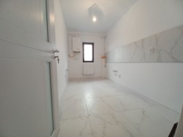 apartament-1-camera-decomandat-curte-proprie-40-mp-1