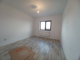 apartament-3-camere-cu-gradina-proprie-baie-cu-geam-lunca-cetatuii-iasi-11