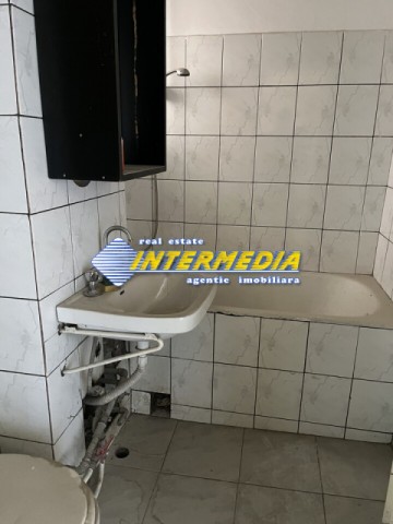 apartament-3-camere-decomandat-de-vanzare-in-centru-etaj-intermediar-5