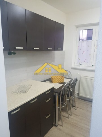 apartament-cu-2-camere-de-inchiriat-cetate-1