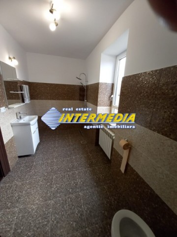 casa-de-inchiriat-in-cartierul-cetate-pretabila-cabinet-medical-spatiu-birouri-sau-locuit-29