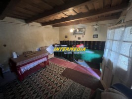 casa-frumoasa-cu-3-camere-de-vanzare-la-15-min-de-alba-iulia-cu-teren-de-1300-mp-26