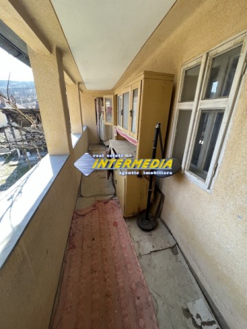casa-frumoasa-cu-3-camere-de-vanzare-la-15-min-de-alba-iulia-cu-teren-de-1300-mp-29