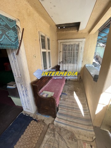 casa-frumoasa-cu-3-camere-de-vanzare-la-15-min-de-alba-iulia-cu-teren-de-1300-mp-30