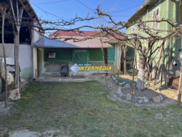 casa-frumoasa-cu-3-camere-de-vanzare-la-15-min-de-alba-iulia-cu-teren-de-1300-mp-57
