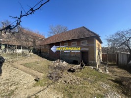 casa-frumoasa-cu-3-camere-de-vanzare-la-15-min-de-alba-iulia-cu-teren-de-1300-mp-62