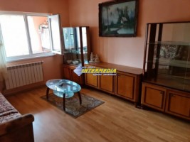 apartament-2-camere-decomandat-etaj-1-cetate-5