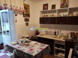 apartament-3-camere-si-2-bai-de-vanzare-cetate-zona-mercur-etaj-2-7