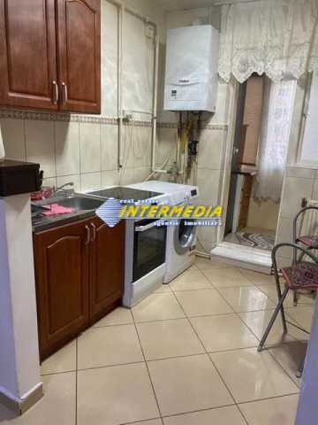 apartament-2-camere-decomandat-de-vanzare-cetate-zona-mercur-4