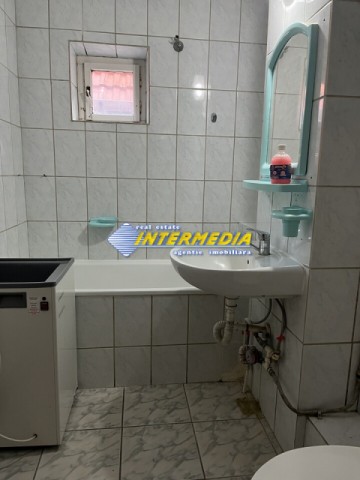 apartament-2-camere-de-vanzare-zona-cetate-etaj-1-zona-piata-4