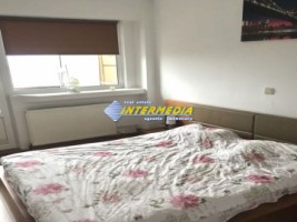 apartament-4-camere-decomandat-de-vanzare-in-alba-iulia-zona-cetate-bulevard-m-uri