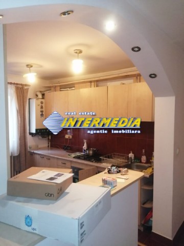 apartament-cu-2-camere-de-inchiriat-cetate-1