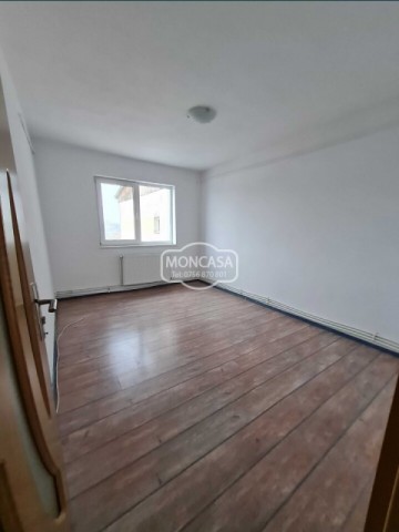 apartament-2-camere-zona-sucevei-etaj-4-2