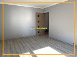 apartament-3-camere-decomandat-2-bai-si-balcon-finisat-de-vanzare-zona-cetate-mercur