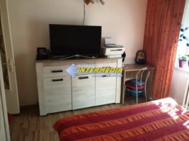 apartament-2-camere-decomandat-etaj-1-zona-tolstoi-1