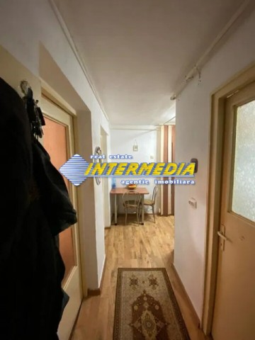 apartament-2-camere-decomandat-zona-cetatebulevard-3