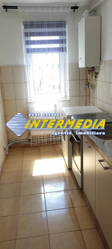 apartament-cu-2-camere-de-inchiriat-cetate-2