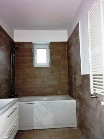 apartament-2-camere-60-mp-decomandat-baie-cu-geam-de-vanzare-in-pacurari-iasi-6