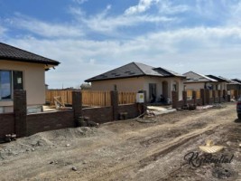 casa-4-camere-de-vanzare-in-vorovesti-iasi-plan-parter-90-mpu-410-mp-teren-comision-0-5