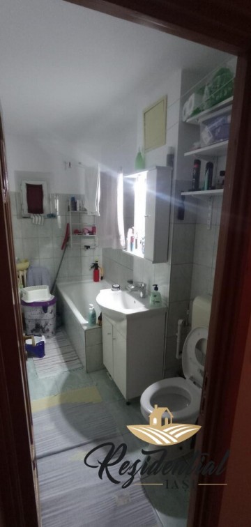 apartament-2-camere-de-vanzare-in-cartier-frumoasa-iasi-decomandat-baie-cu-geam-6