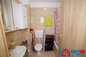 apartament-cu-2-camere-de-inchiriat-comision-0-4